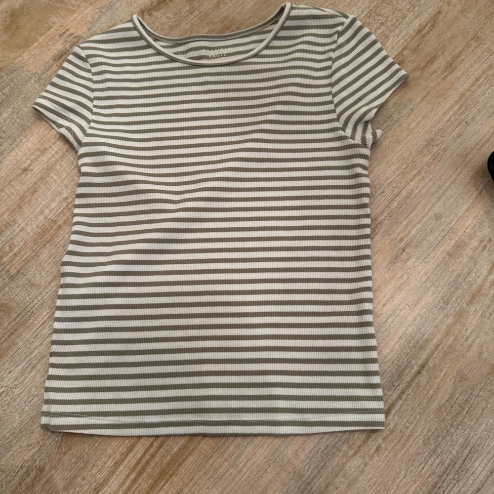 American Eagle “hey baby” ribbed t-shirt